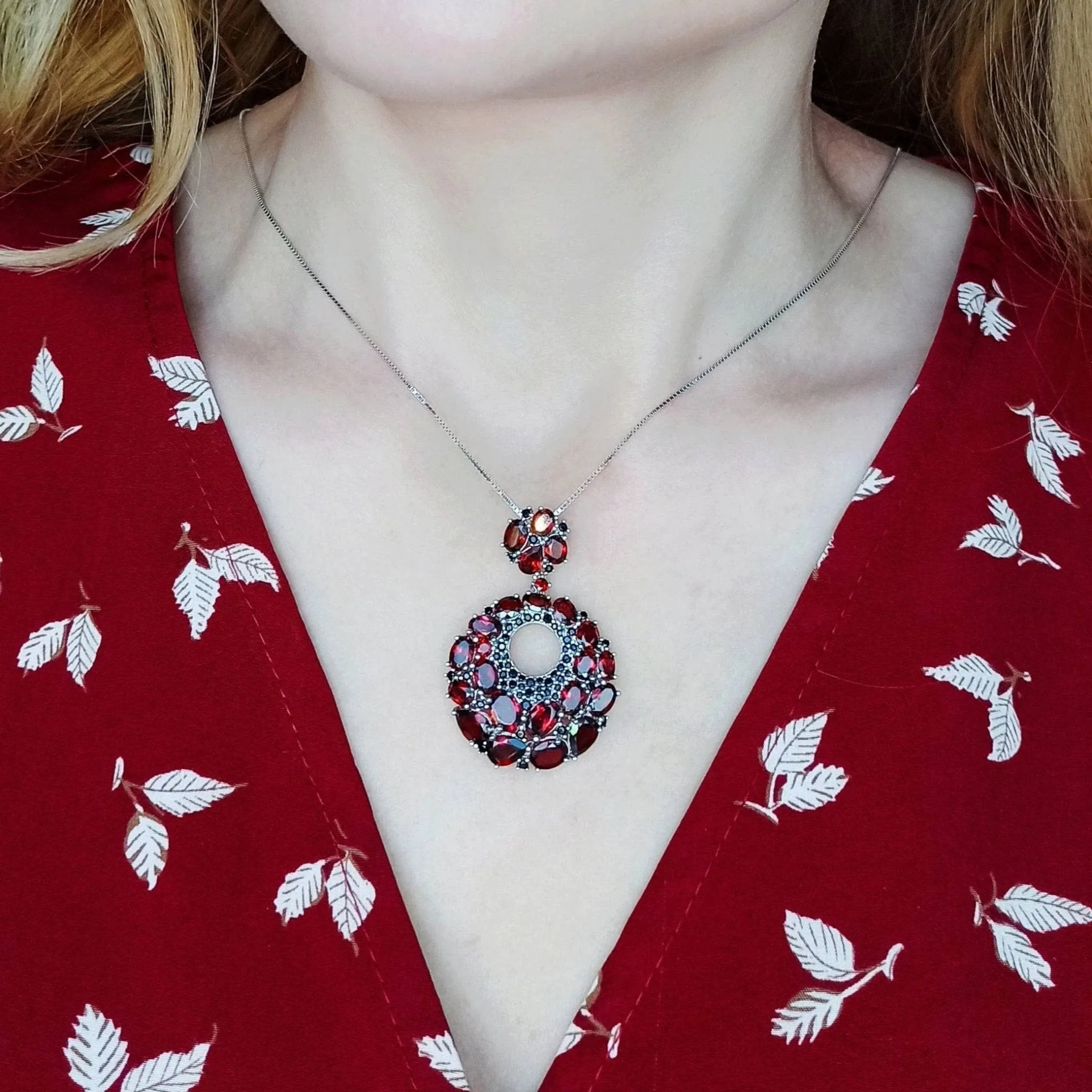 Round Natural Garnet Gemstone Pendant Necklace