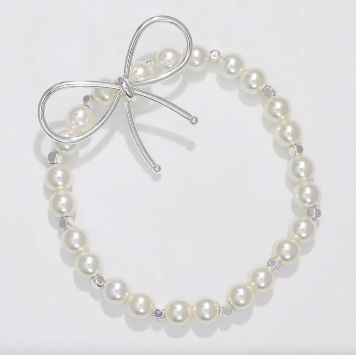 Silver Bow Pearl Bracelet