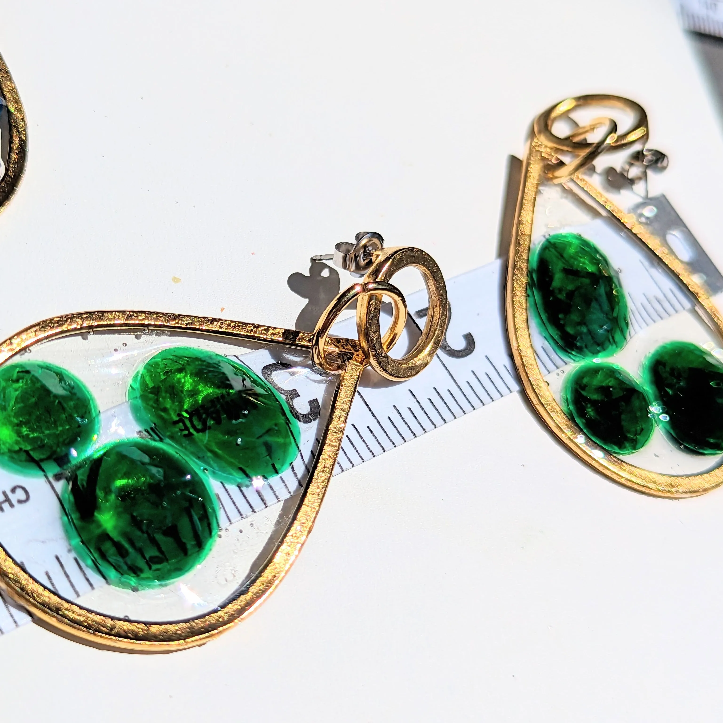 Stained Glass Inspired Emerald Green Circle Post Earrings Gold Plated USA Made Gay Isber 3 inches