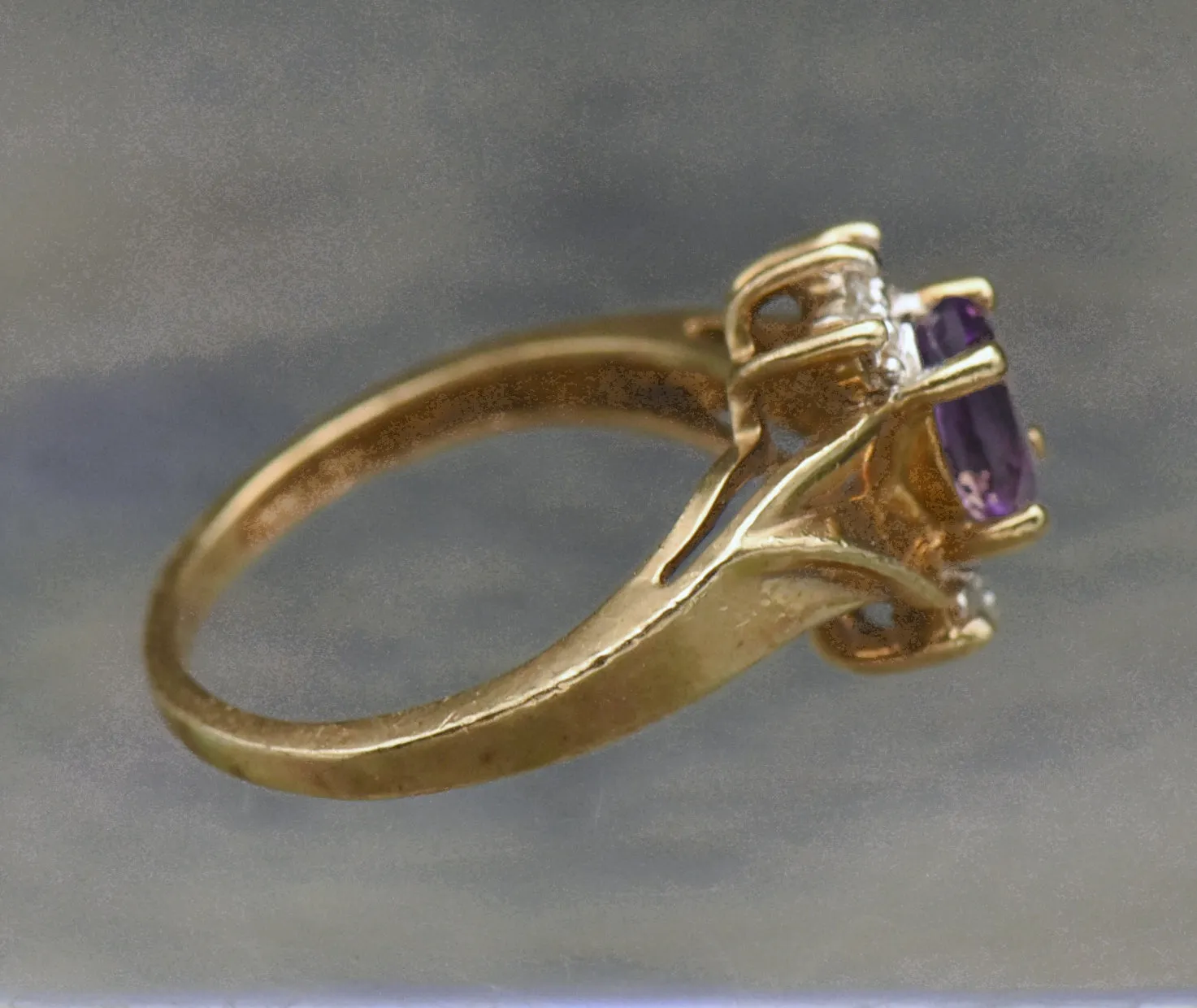 Vintage 10k Gold Amethyst and Diamonds Ring - Size 3